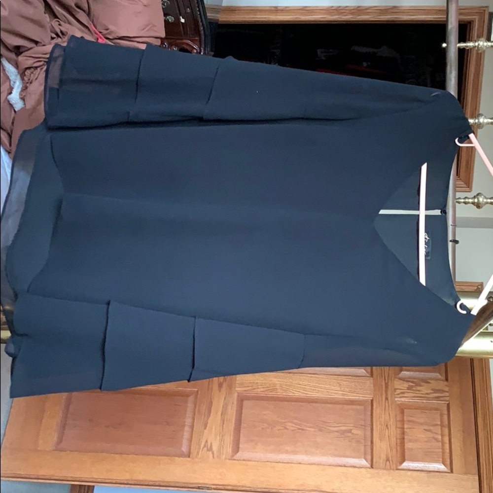 Tiered sleeve blouse